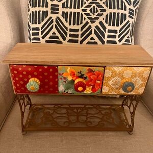 HTF Pioneer Woman Shelf with Mug Holder